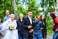 Они это сделали! В Озерске появилось Дерево любви. Фоторепортаж Они это сделали! В Озерске появилось Дерево любви. Фоторепортаж