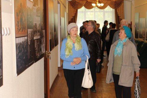 Война — рядом: в дневниках, фотографиях и плакатах