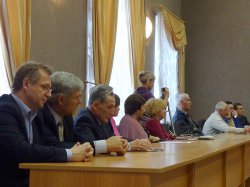 В Озёрске построили новый мостик В Озёрске построили новый мостик