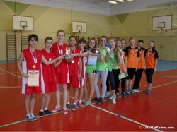 Озерские школьники мерились силами в стритболе. Смотрим фото! Озерские школьники мерились силами в стритболе. Смотрим фото!