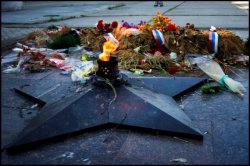 Гори оно синим пламенем! «Фронтовики» забросили поручение Путина, о работе над которым хвастались Холманских Гори оно синим пламенем! «Фронтовики» забросили поручение Путина, о работе над которым хвастались Холманских