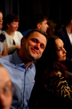 Театр «Наш дом»: в бурном море людей и событий Театр «Наш дом»: в бурном море людей и событий