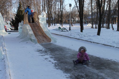Снежные городки-2014 получились лучше прежних Снежные городки-2014 получились лучше прежних
