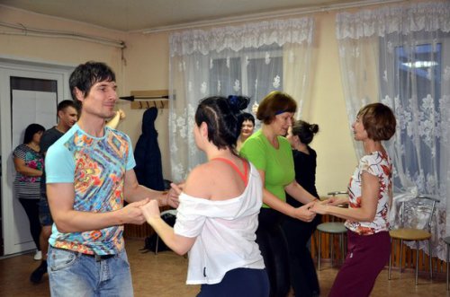 Танцоры из Озерска и Челябинска провели трехдневные выездные сборы Танцоры из Озерска и Челябинска провели трехдневные выездные сборы