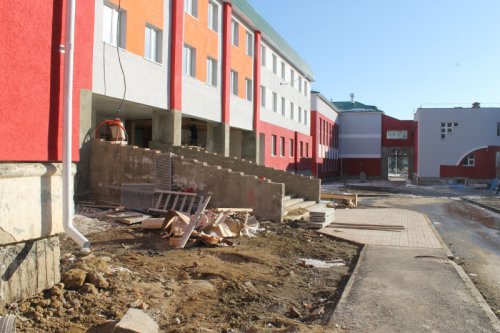 Депутаты оценили ход работ в школе №29. Фоторепортаж Депутаты оценили ход работ в школе №29. Фоторепортаж