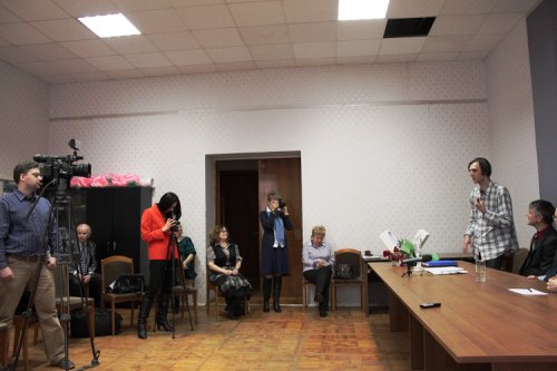 О птицах небесных, экстремизме, информационной войне и зарплатах, за которые стыдно О птицах небесных, экстремизме, информационной войне и зарплатах, за которые стыдно