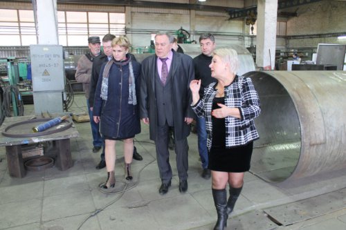 Замминистра побывала в заводских цехах Замминистра побывала в заводских цехах