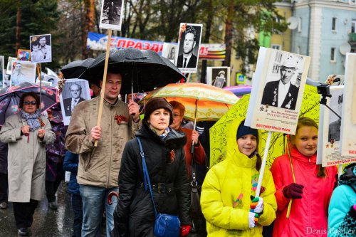 Парад Победы на главной площади Озёрска Парад Победы на главной площади Озёрска