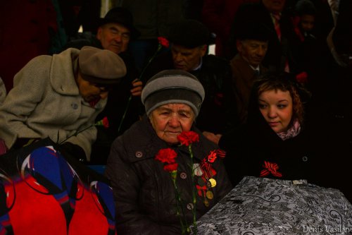 Парад Победы на главной площади Озёрска Парад Победы на главной площади Озёрска