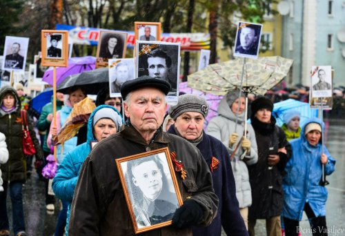 Парад Победы на главной площади Озёрска Парад Победы на главной площади Озёрска