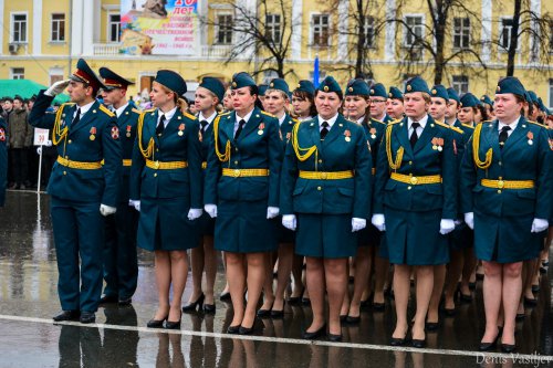 Парад Победы на главной площади Озёрска Парад Победы на главной площади Озёрска