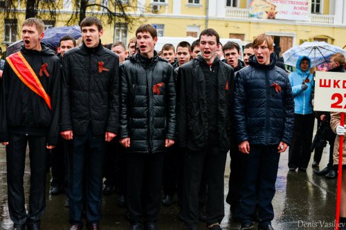 Парад Победы на главной площади Озёрска Парад Победы на главной площади Озёрска