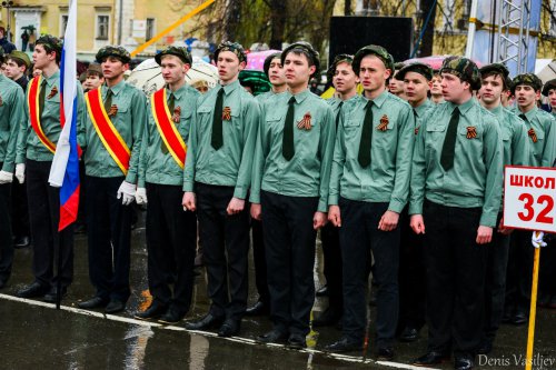 Парад Победы на главной площади Озёрска Парад Победы на главной площади Озёрска