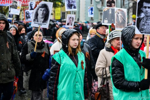 Парад Победы на главной площади Озёрска Парад Победы на главной площади Озёрска