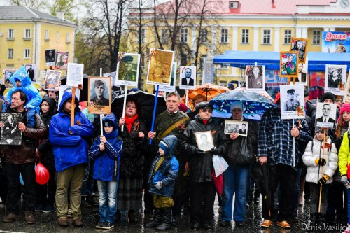 Парад Победы на главной площади Озёрска Парад Победы на главной площади Озёрска