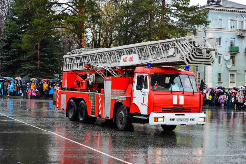 Озёрские пожарные на Дне Победы Озёрские пожарные на Дне Победы