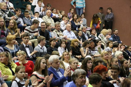 В поддержку одаренных детей В поддержку одаренных детей