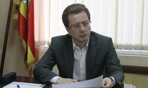 Бурматов встретился с педагогической общественностью Озерска Бурматов встретился с педагогической общественностью Озерска