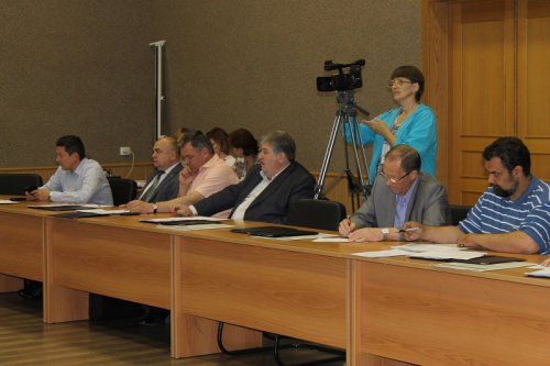 Сессия Собрания депутатов: заслушаны отчеты о социально-экономическом развитии округа и об исполнении бюджета за 2014 год Сессия Собрания депутатов: заслушаны отчеты о социально-экономическом развитии округа и об исполнении бюджета за 2014 год