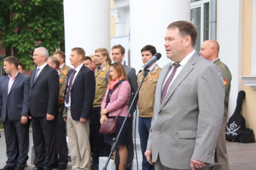 Двадцать пять лет спустя Двадцать пять лет спустя
