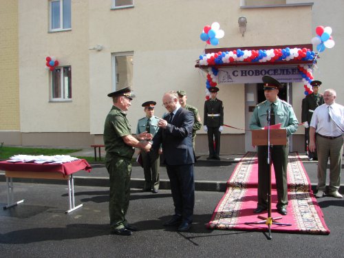 В Заозёрный въехали новосёлы В Заозёрный въехали новосёлы