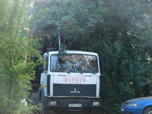 В Озёрске начали «латать» дворовые проезды В Озёрске начали «латать» дворовые проезды