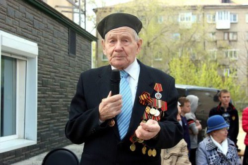 Волонтеры высадили 70 яблонь Волонтеры высадили 70 яблонь