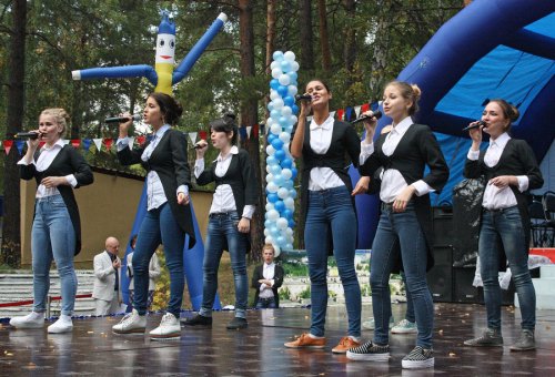 Парк-юбиляр встречал гостей… Парк-юбиляр встречал гостей…