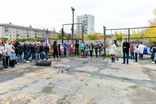 В Озёрске открылась новая спортплощадка В Озёрске открылась новая спортплощадка