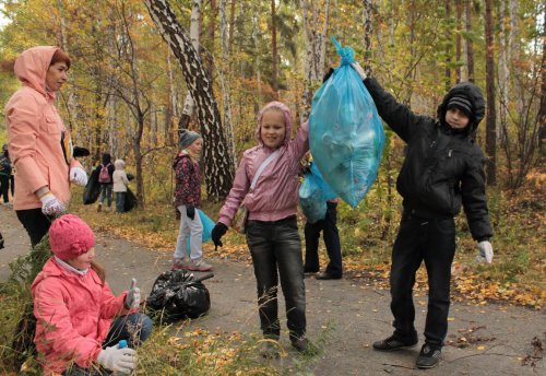 Всероссийская уборка «Сделаем-2015», озеро Иртяш Всероссийская уборка «Сделаем-2015», озеро Иртяш