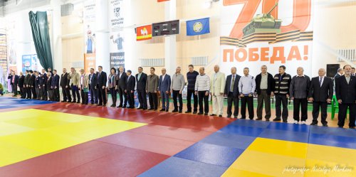 Память о тренере живёт в его учениках Память о тренере живёт в его учениках