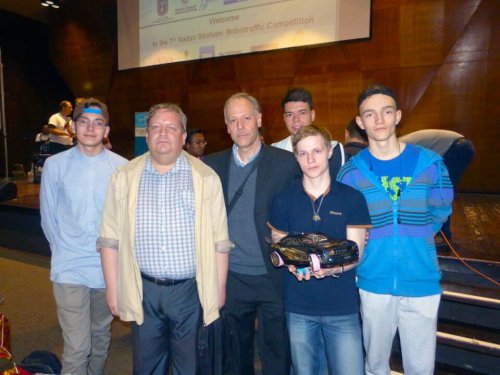 Озёрский робот проехал по городу без штрафов Озёрский робот проехал по городу без штрафов