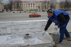 «Единороссы» и учащаяся молодежь навели порядок. Фоторепортаж «Единороссы» и учащаяся молодежь навели порядок. Фоторепортаж