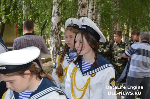 «Зарница» готовит будущих защитников Отечества «Зарница» готовит будущих защитников Отечества