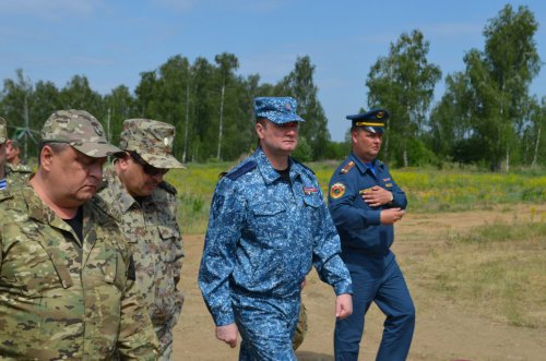 Начальник полицейского главка с рабочим визитом посетил Озерск Начальник полицейского главка с рабочим визитом посетил Озерск