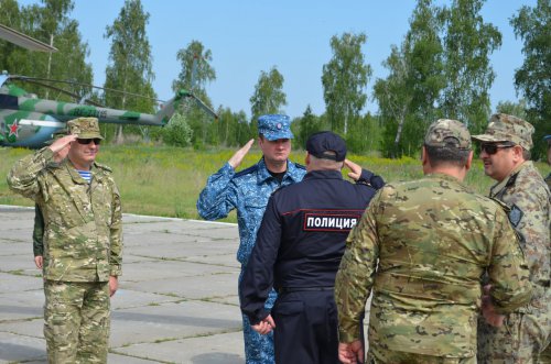 Начальник полицейского главка с рабочим визитом посетил Озерск Начальник полицейского главка с рабочим визитом посетил Озерск