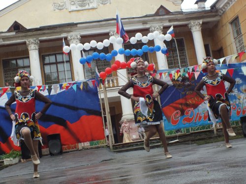 «С Днём рождения тебя, Россия!». Фотоотчет из Новогорного «С Днём рождения тебя, Россия!». Фотоотчет из Новогорного