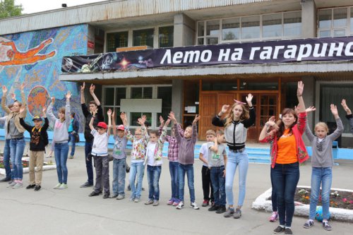 Депутаты окунулись в атмосферу детского отдыха Депутаты окунулись в атмосферу детского отдыха