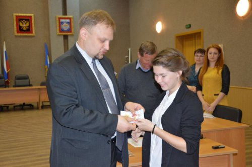 Олег Костиков поздравил выпускников со спортивным «золотом» Олег Костиков поздравил выпускников со спортивным «золотом»