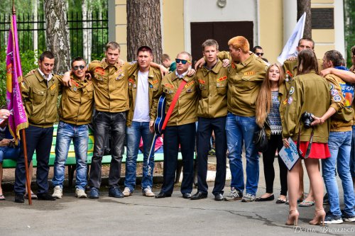 Песня строить помогает. Фоторепортаж Песня строить помогает. Фоторепортаж
