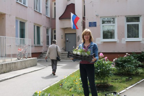 Жители создают цветущий город своими руками Жители создают цветущий город своими руками