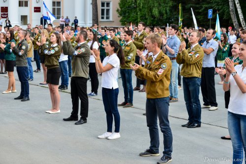 В Озёрске официально стартовала студенческая стройка «Мирный атом». ФОТОРЕПОРТАЖ В Озёрске официально стартовала студенческая стройка «Мирный атом». ФОТОРЕПОРТАЖ