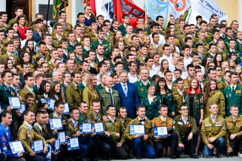 В Озёрске официально стартовала студенческая стройка «Мирный атом». ФОТОРЕПОРТАЖ В Озёрске официально стартовала студенческая стройка «Мирный атом». ФОТОРЕПОРТАЖ