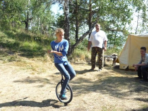 Дети учатся азам безопасности Дети учатся азам безопасности