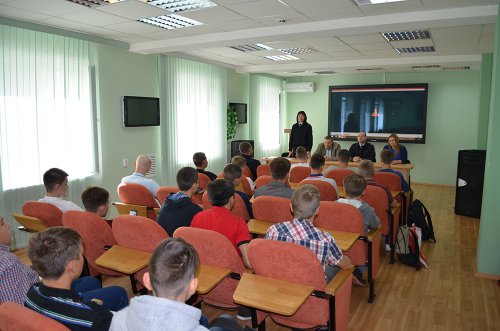 Сотрудники полиции провели правовое информирование Сотрудники полиции провели правовое информирование