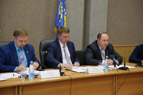 В социальную сферу направлены дополнительные средства В социальную сферу направлены дополнительные средства