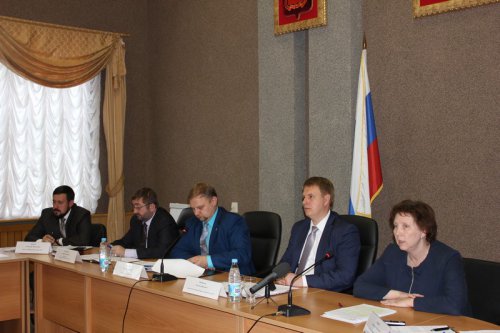 В социальную сферу направлены дополнительные средства В социальную сферу направлены дополнительные средства