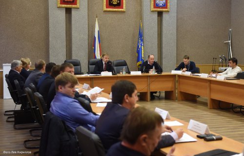 Депутаты назначили публичные слушания по Уставу Депутаты назначили публичные слушания по Уставу