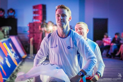 Абсолютные чемпионы Абсолютные чемпионы
