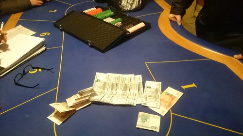 В Озерске пресечена деятельность подпольного казино В Озерске пресечена деятельность подпольного казино